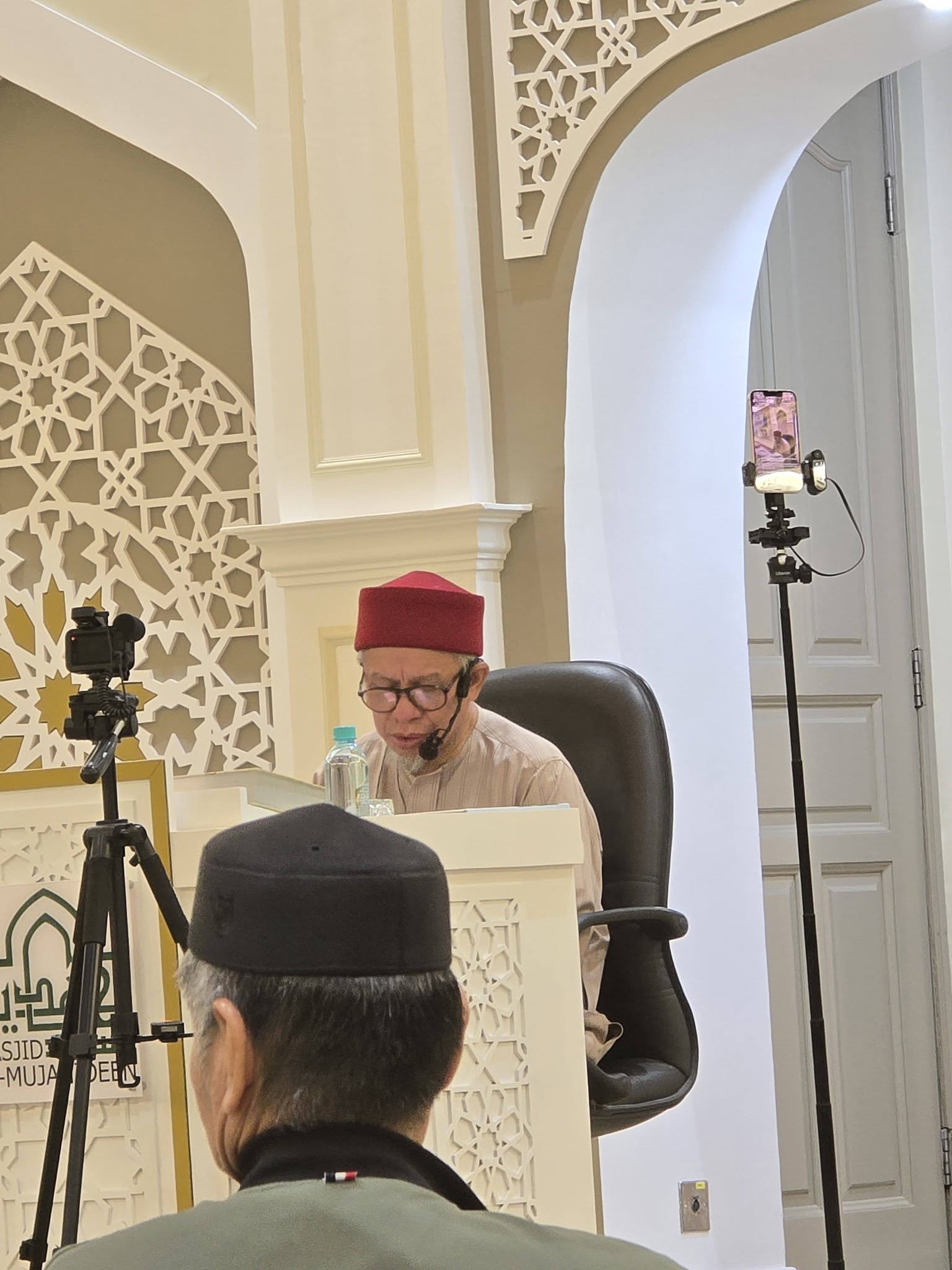 Kuliah khas bersama Dato’ Seri Dr. Zulkifli Mohamad Al-Bakri di Masjid Al-Mujahideen